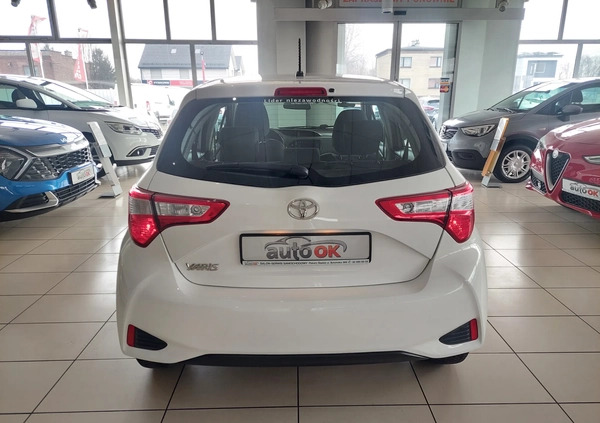 Toyota Yaris cena 48500 przebieg: 84164, rok produkcji 2018 z Gubin małe 232